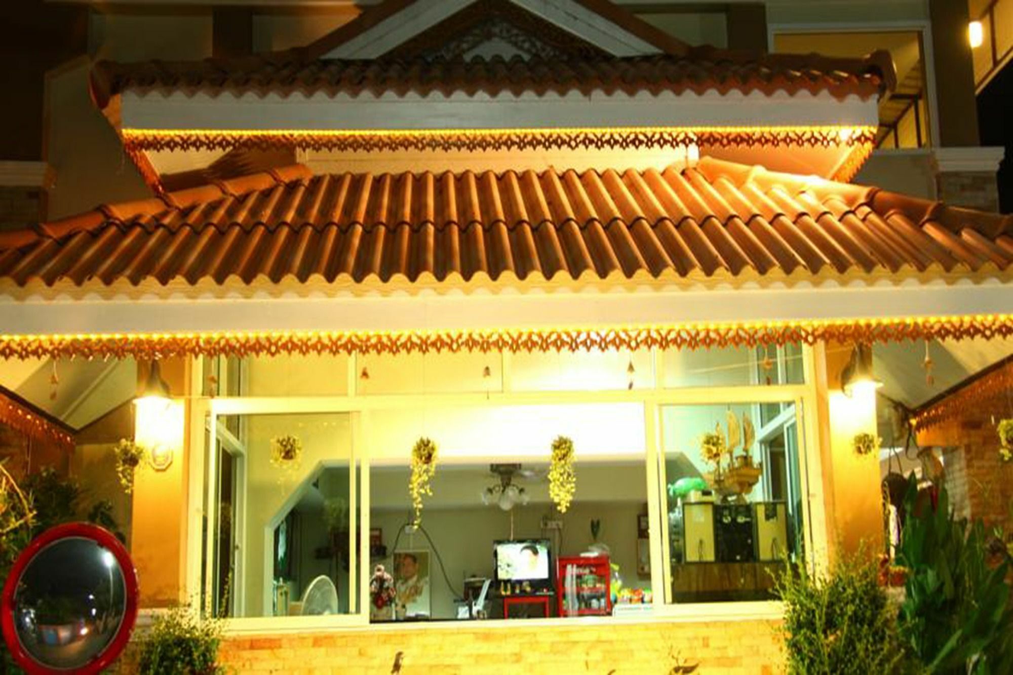 Nan Thara Place Exterior photo